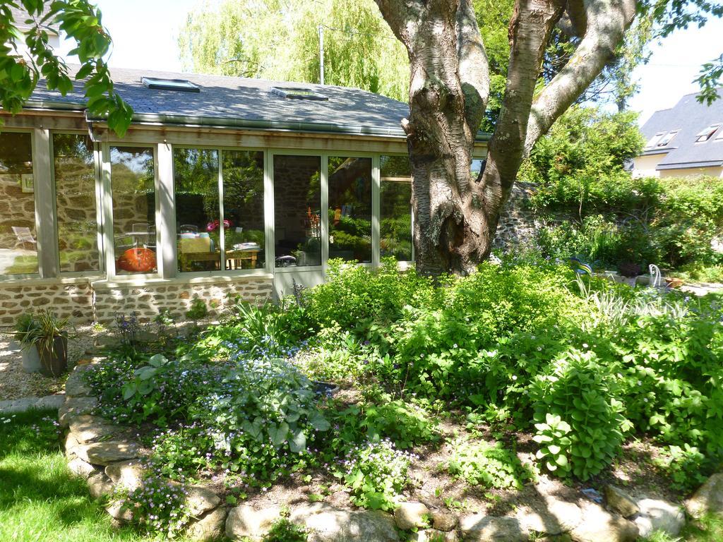 Bed and Breakfast Le Berceul La Richardais Exterior foto