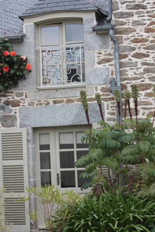Bed and Breakfast Le Berceul La Richardais Exterior foto